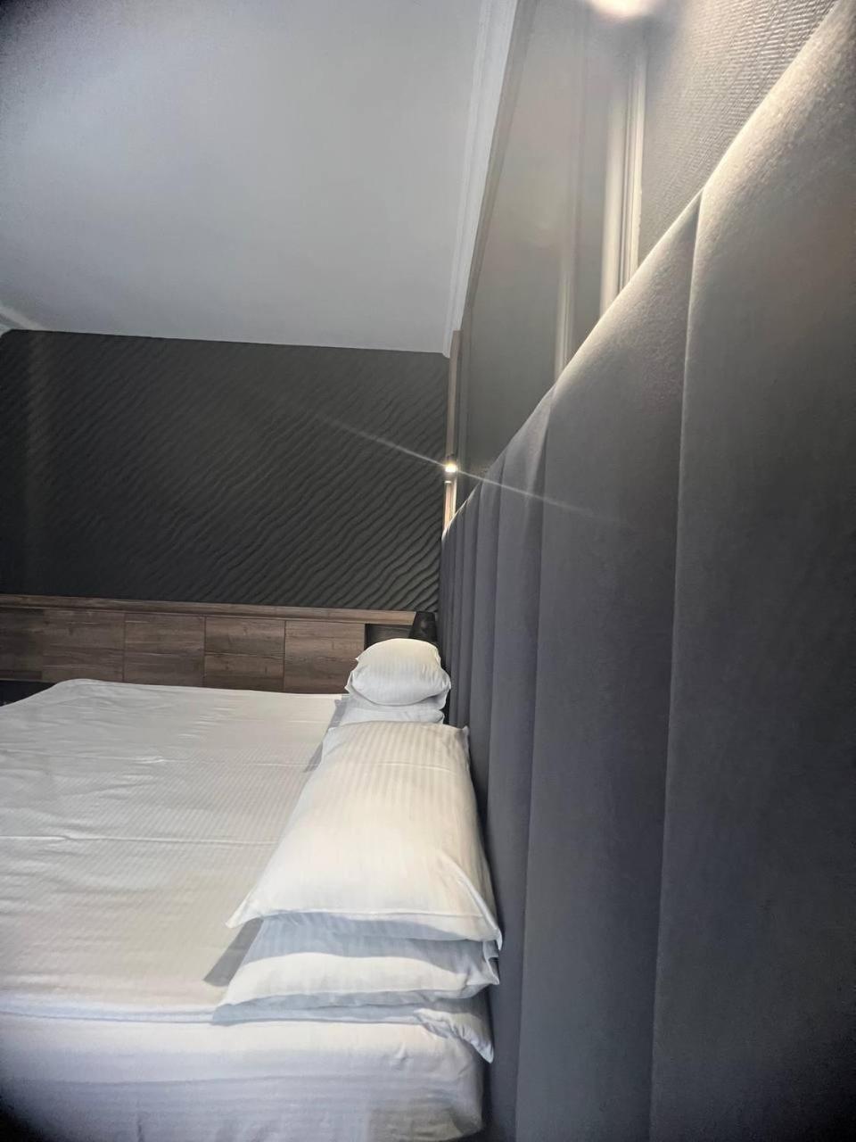 Sapar Standart Hotel シムケント エクステリア 写真