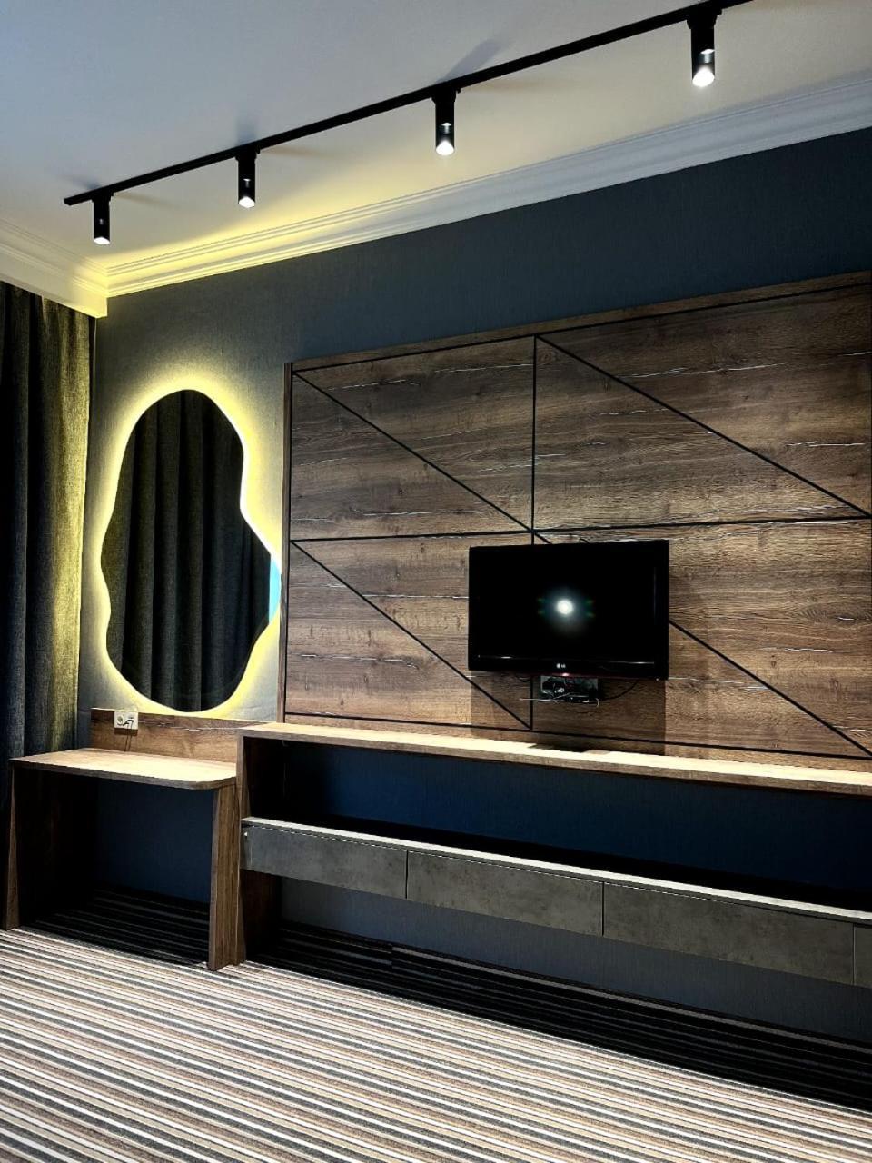 Sapar Standart Hotel シムケント エクステリア 写真